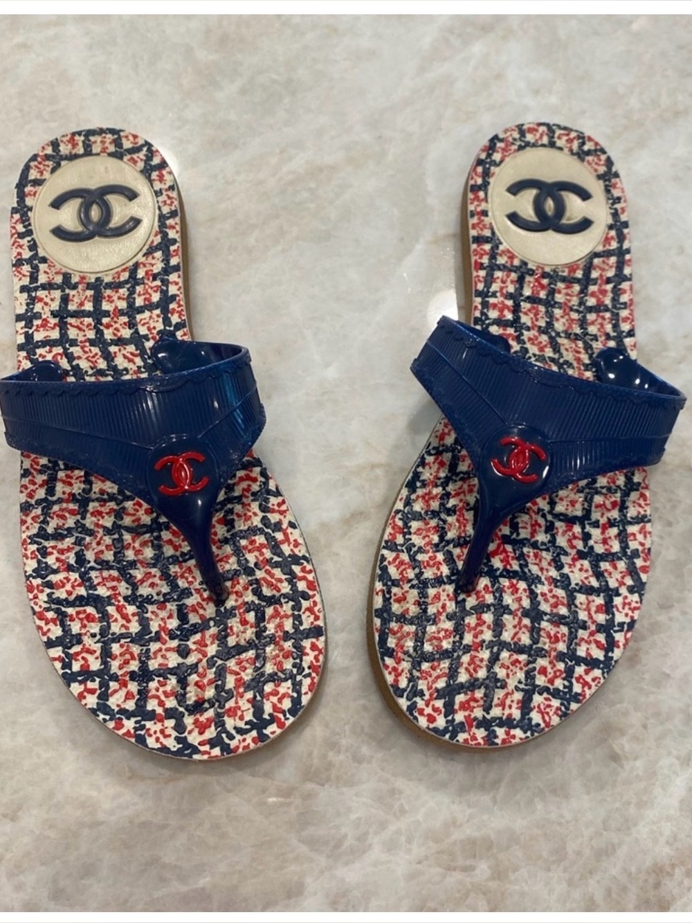 CHANEL Navy and Red Logo Thong Sandals